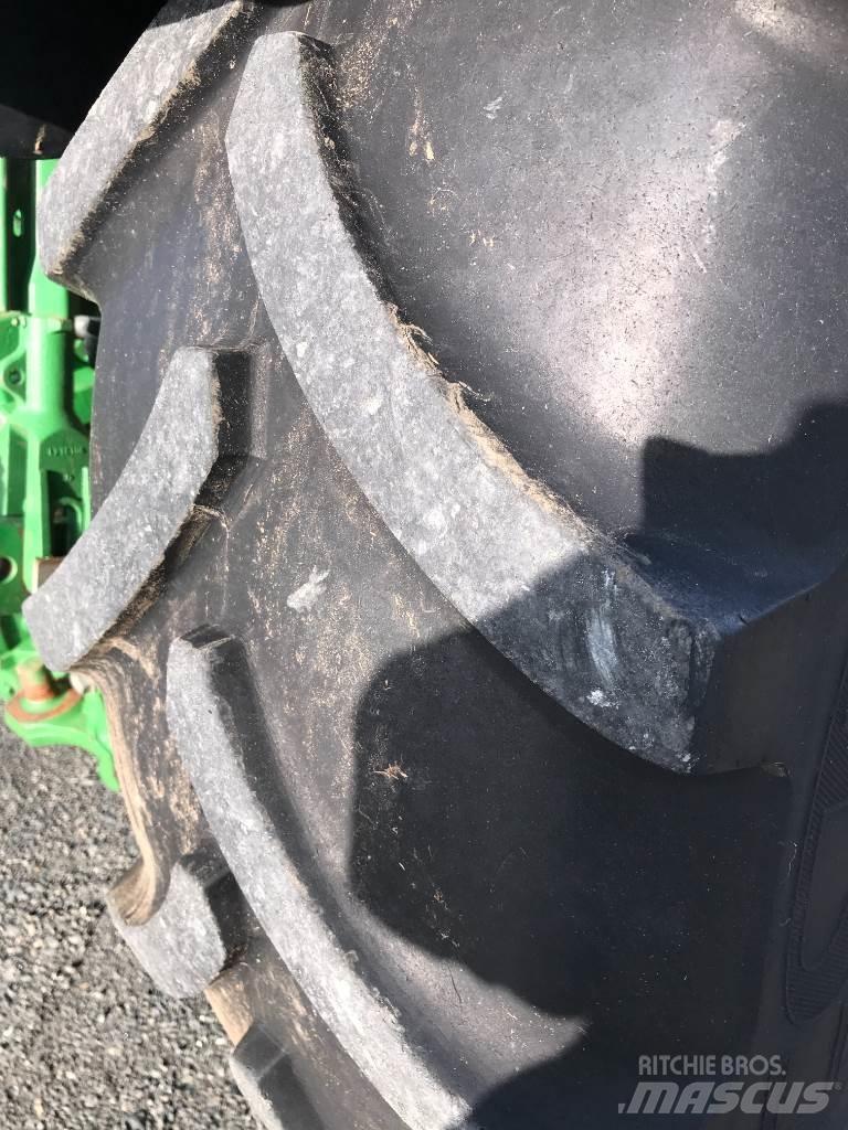 John Deere 6100 M Tractors