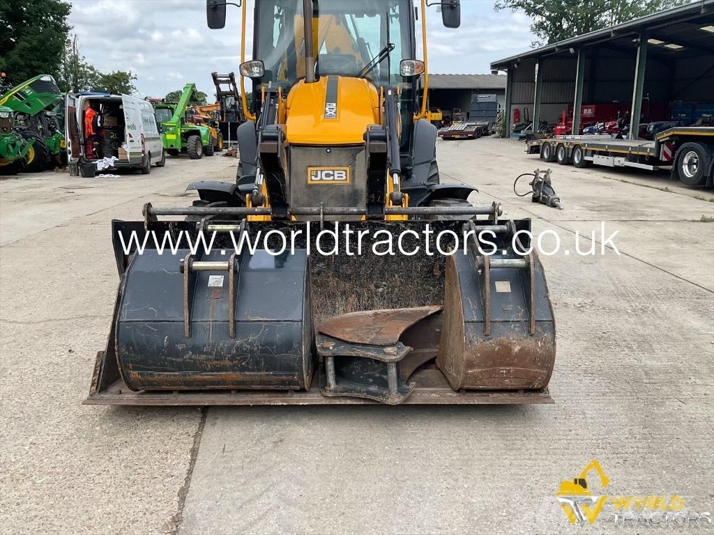 JCB 3 CX Backhoe