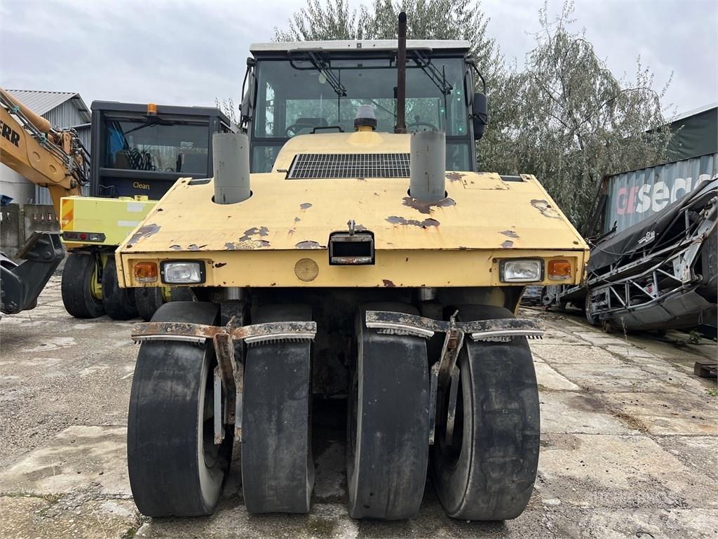 Stavostroj VP 2400 Pneumatic tired rollers