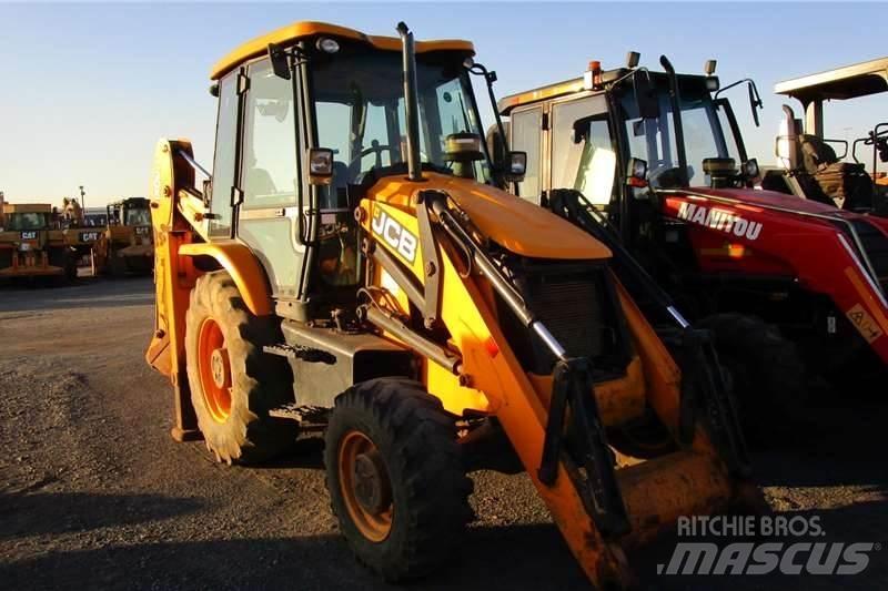 JCB 3DX Backhoe
