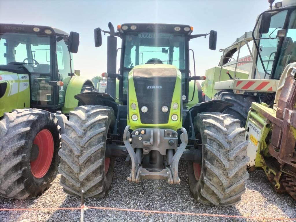 CLAAS Axion 810 CIS Tractors