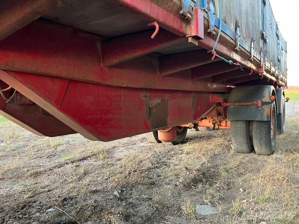  Spannmåls vagn Grain / Silage Trailers