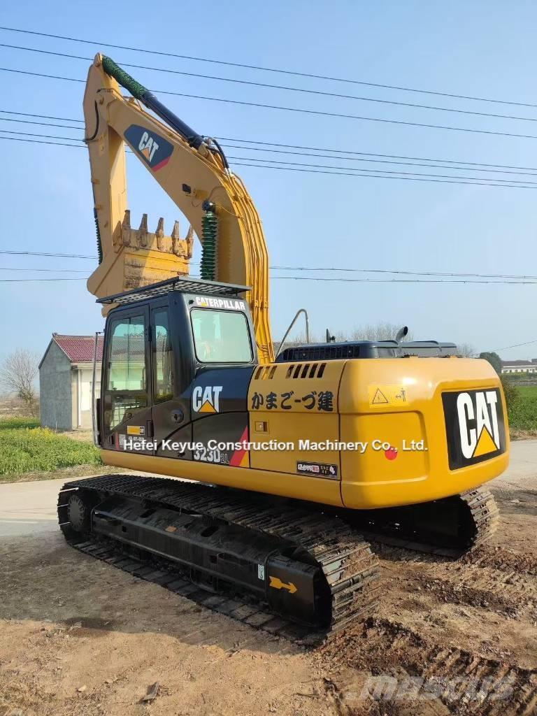 CAT 323 Crawler excavators