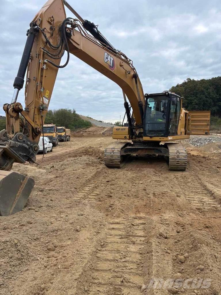 CAT 320 Crawler excavators
