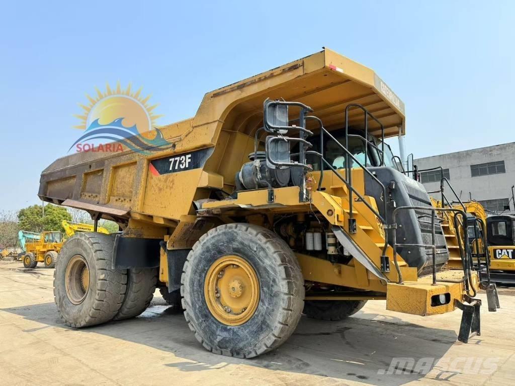 CAT 773 F Articulated Haulers