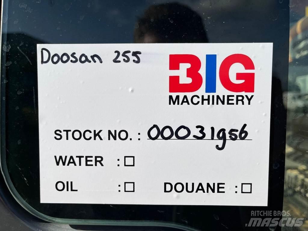 Doosan DX255LC-3 Crawler excavators