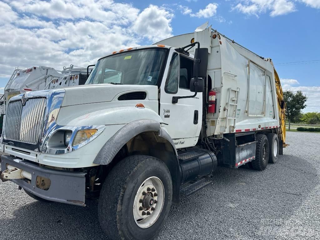 International 7600 Waste trucks