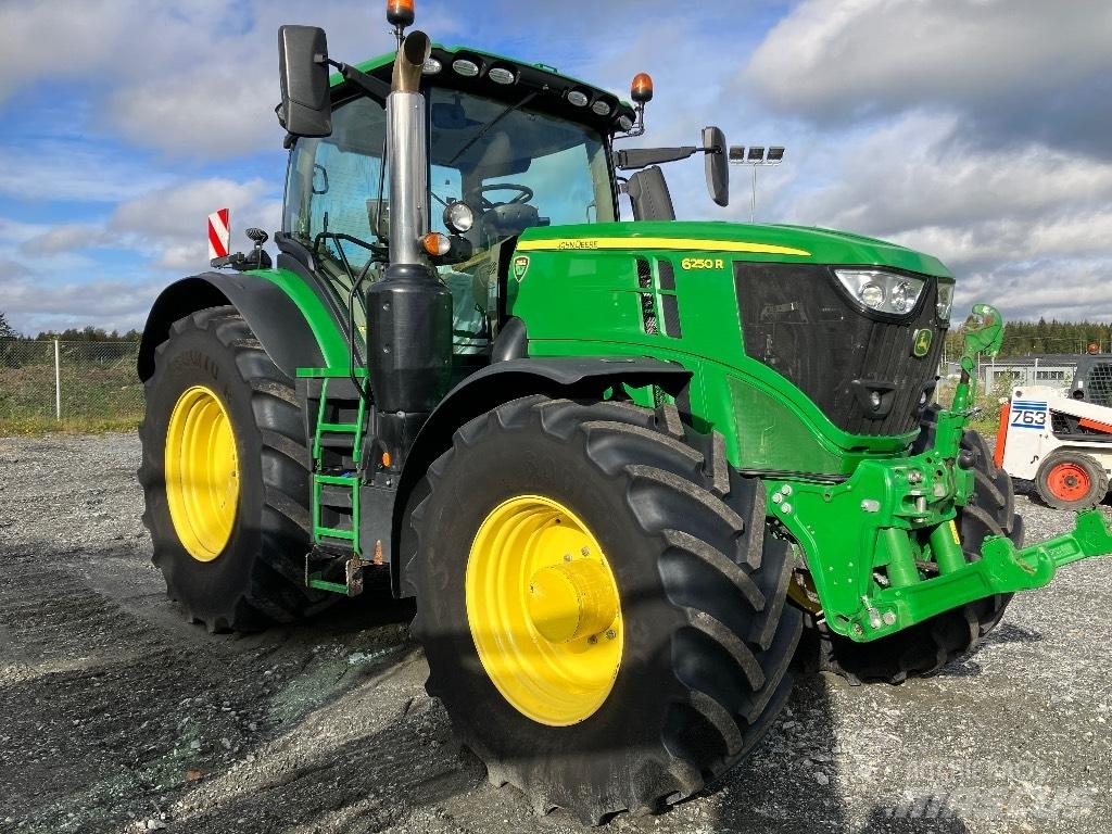 John Deere 6250 R Tractors