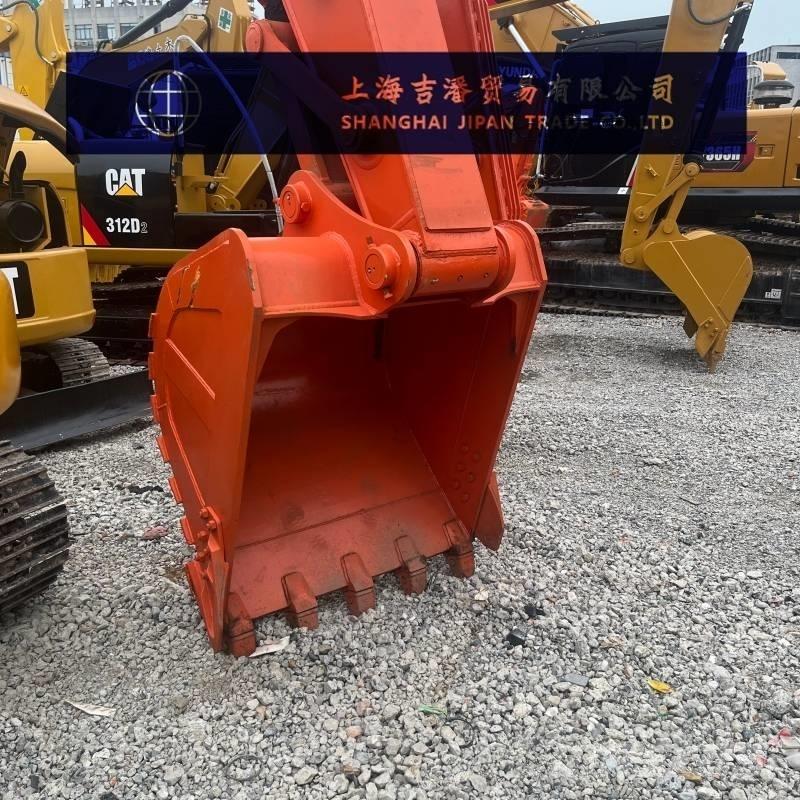Hitachi ZX 200 Crawler excavators