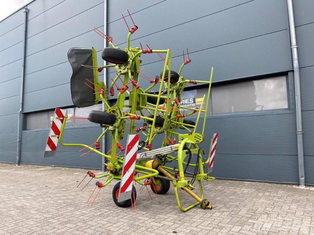 CLAAS Volto 870 Rakes and tedders