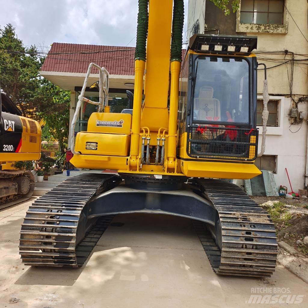 Komatsu PC 200 Crawler excavators