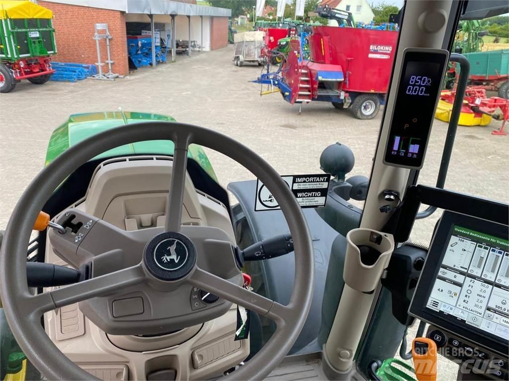 John Deere 6R 215 Tractors