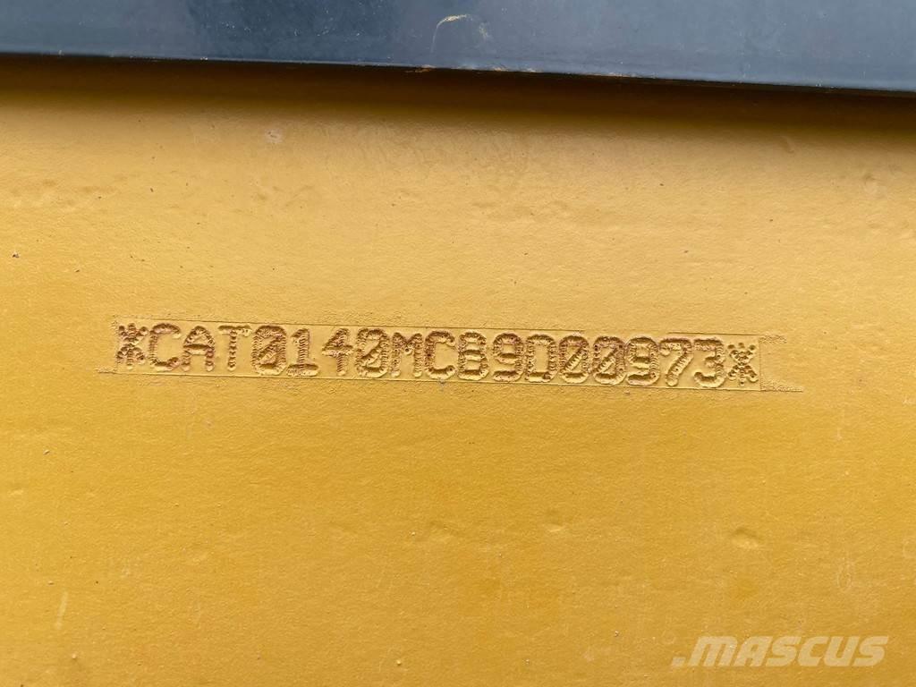 CAT 140M Graders