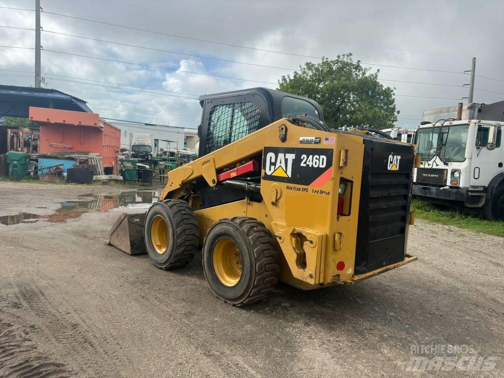 CAT 246 D Skid steer loaders