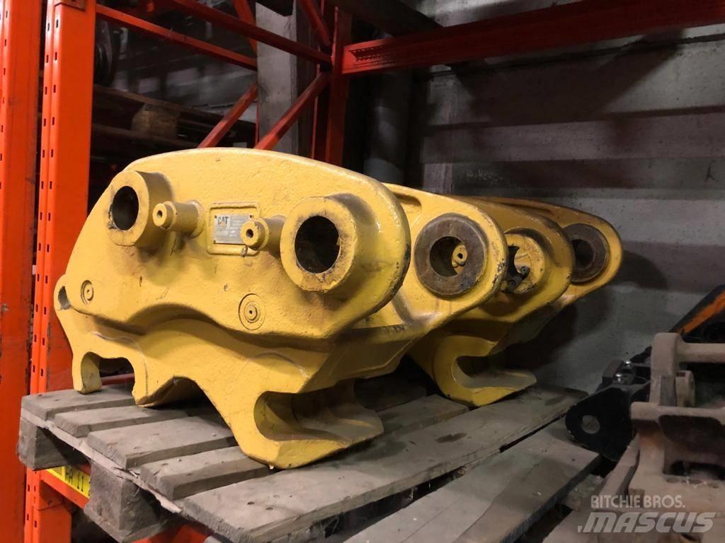 CAT 318 quick Hitch Other components