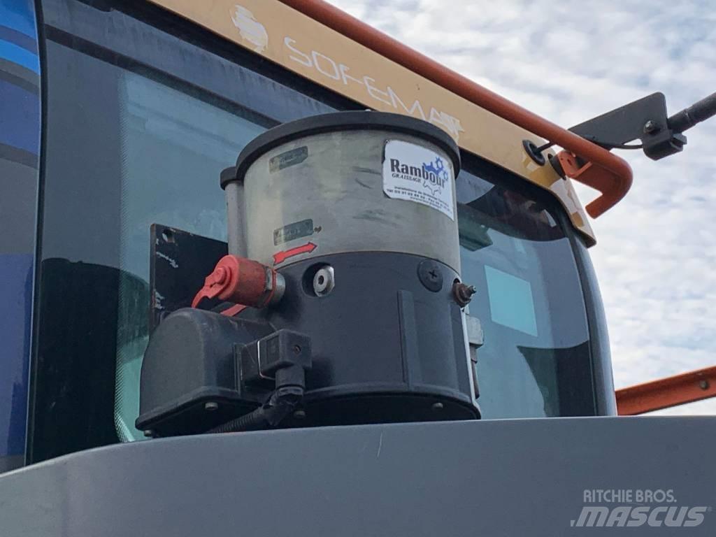 Volvo ECR145EL Crawler excavators