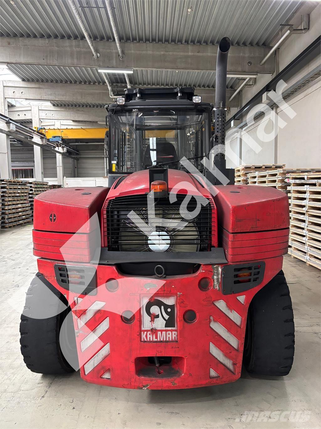 Kalmar DCG150-6 Diesel trucks