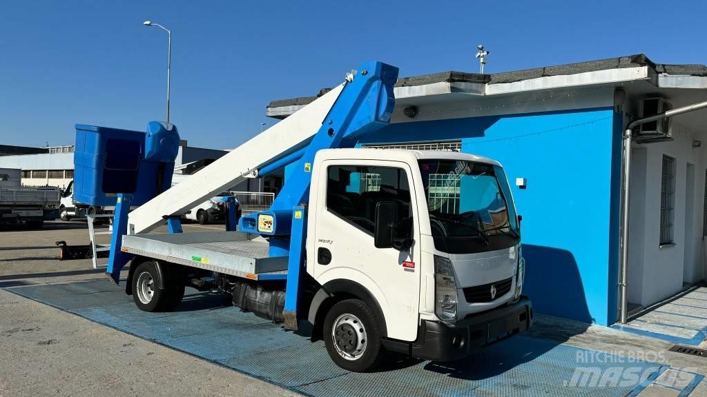 Socage T320 Truck mounted platforms