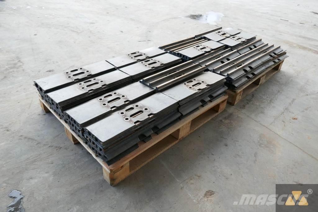 CAT 320 Trackshoes Tyres, wheels and rims