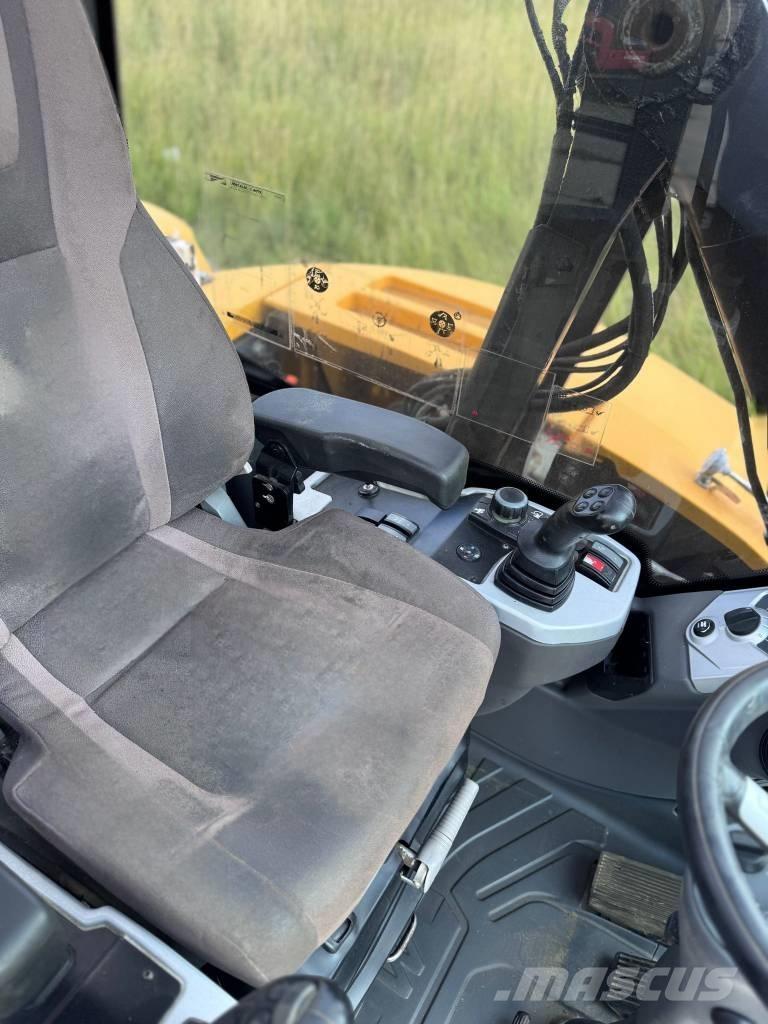 Mecalac 12 MTX Backhoe