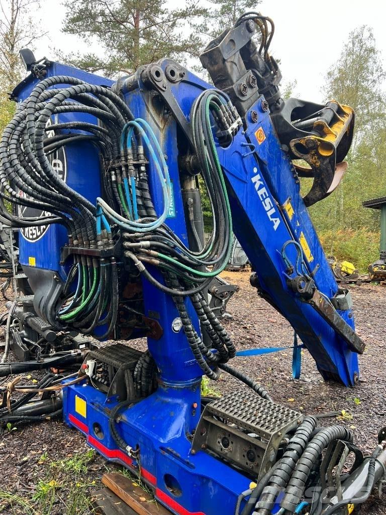 Kesla 2212 ZTF Timber cranes