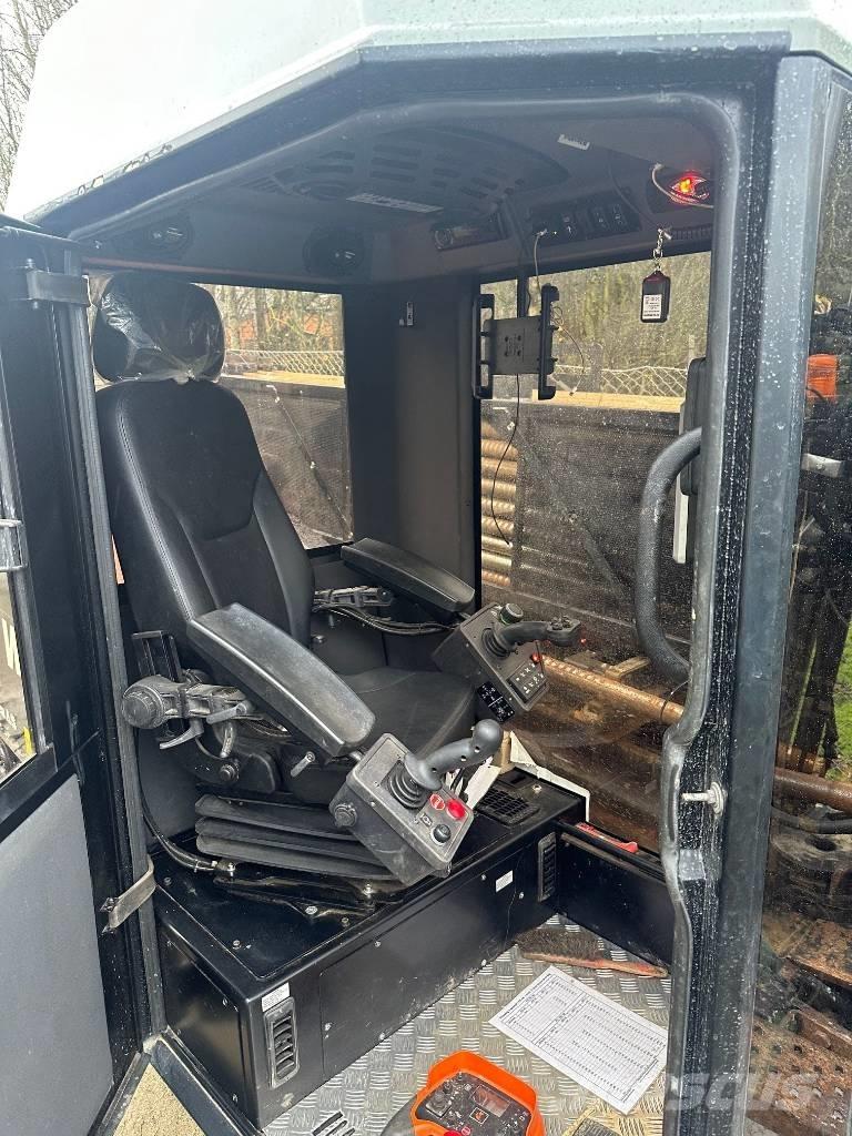 Ditch Witch JT 24 Horizontal drilling rigs