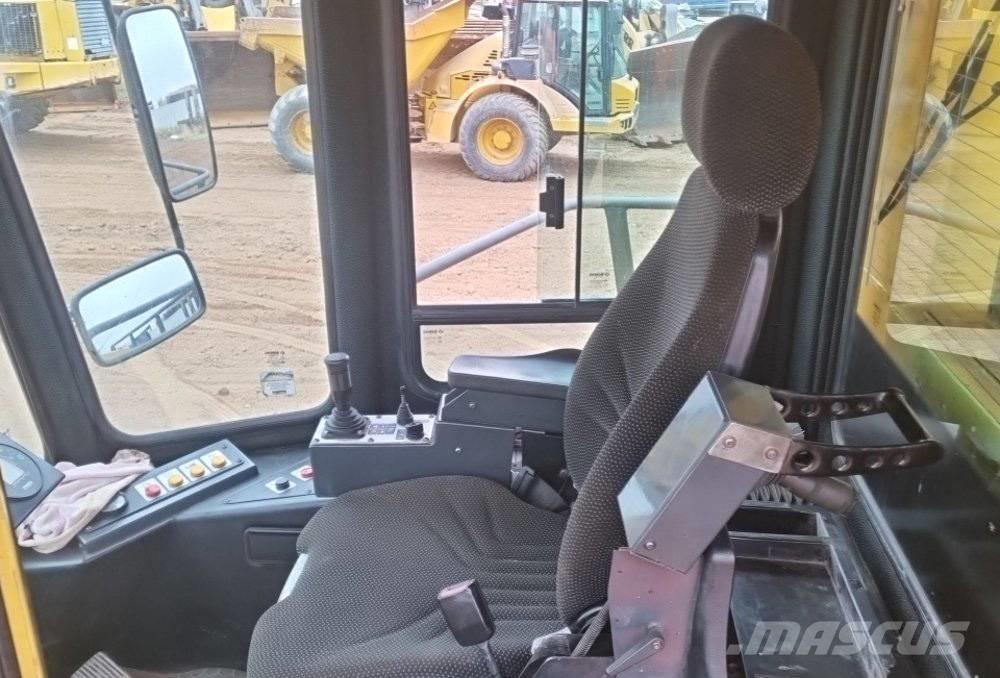 Bomag BC 772 RB-2 Waste compactors