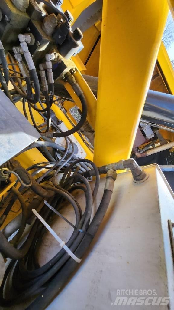 Haulotte HA20PX Articulated boom lifts