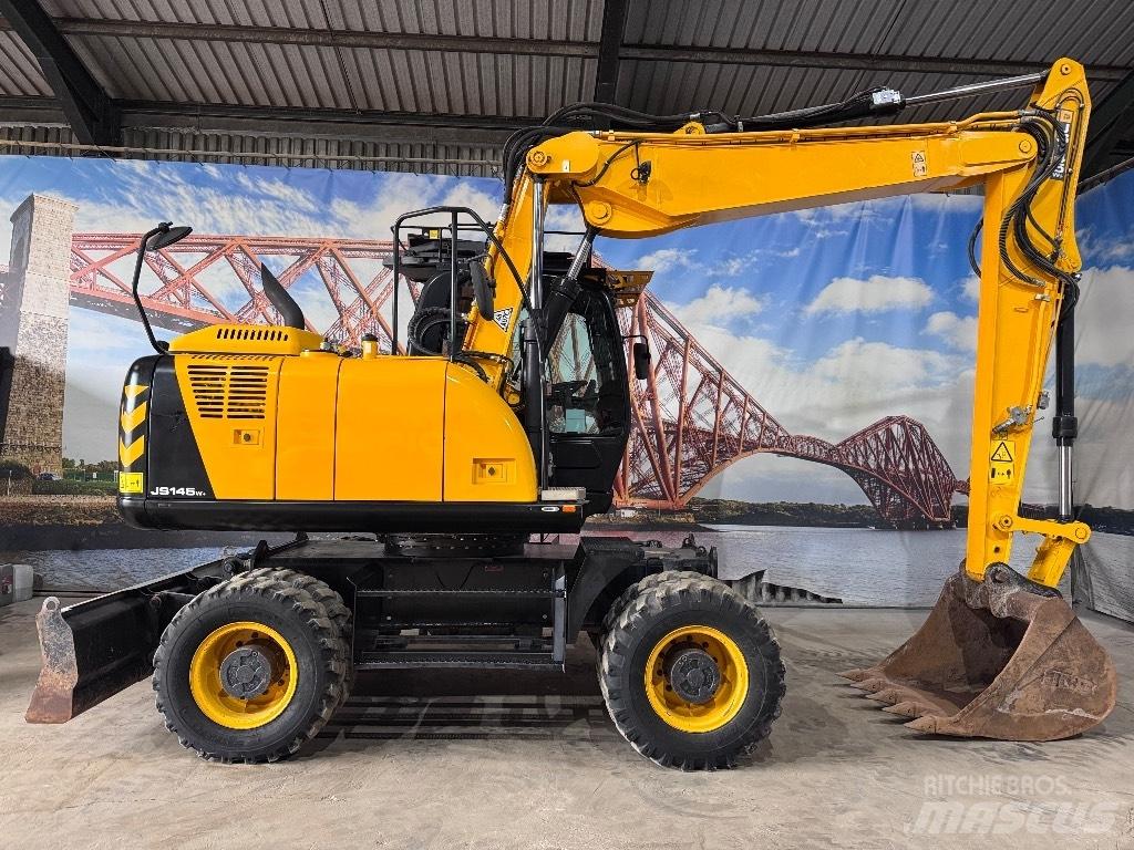 JCB JS 145 W Wheeled excavators