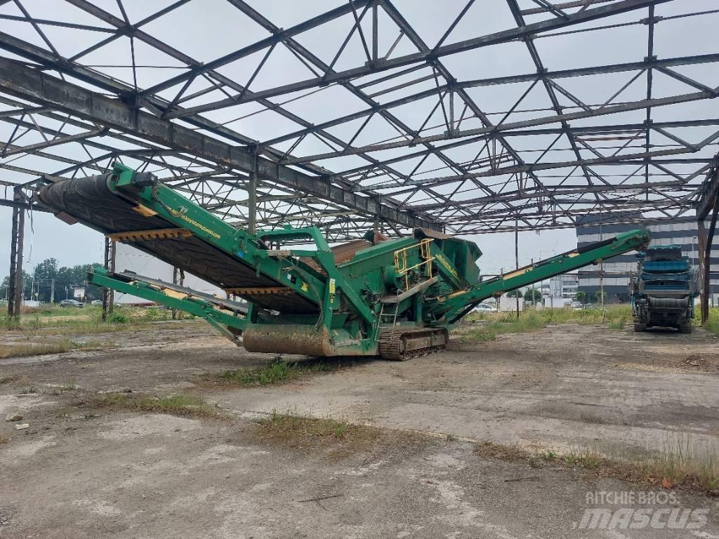 McCloskey R155 Mobile screeners