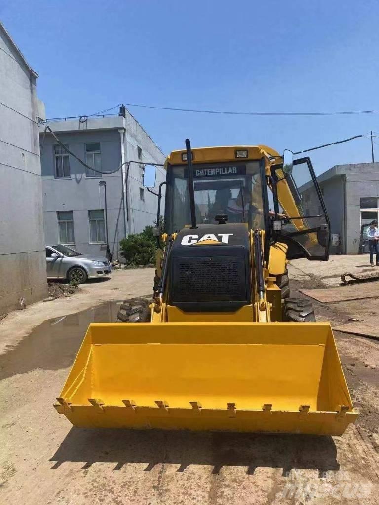 CAT 420F Backhoe