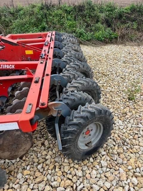 Tume Cultipack Disc harrows