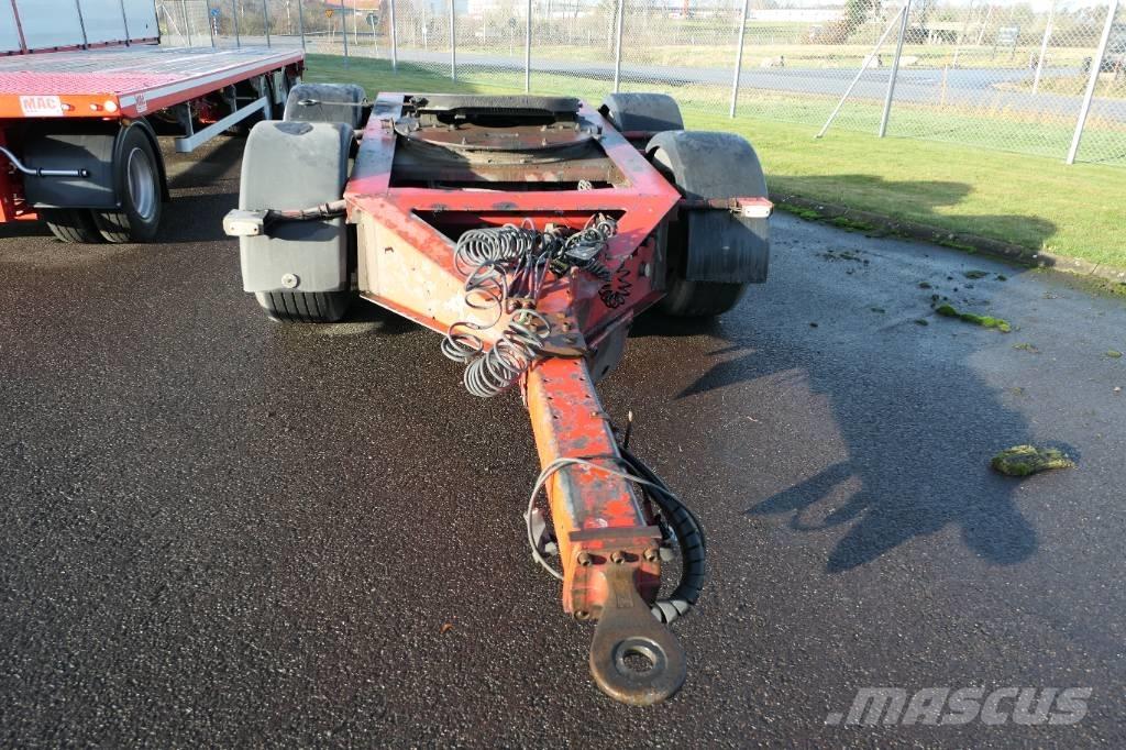 AMT D218 Dollies and Dolly Trailers