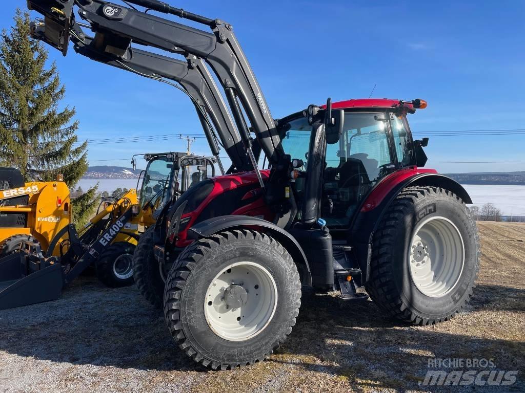 Valtra Valmet N134 Tractors