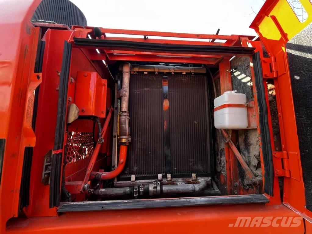 Doosan DH 225 LC-7 Crawler excavators