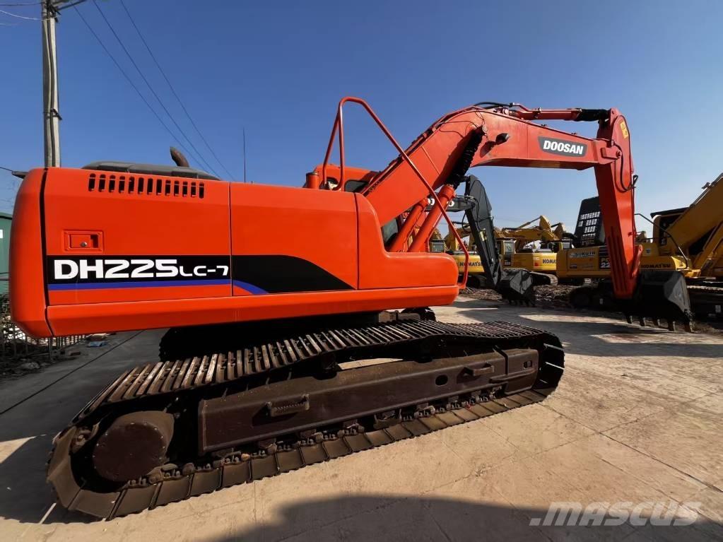 Doosan DH 225 LC-7 Crawler excavators