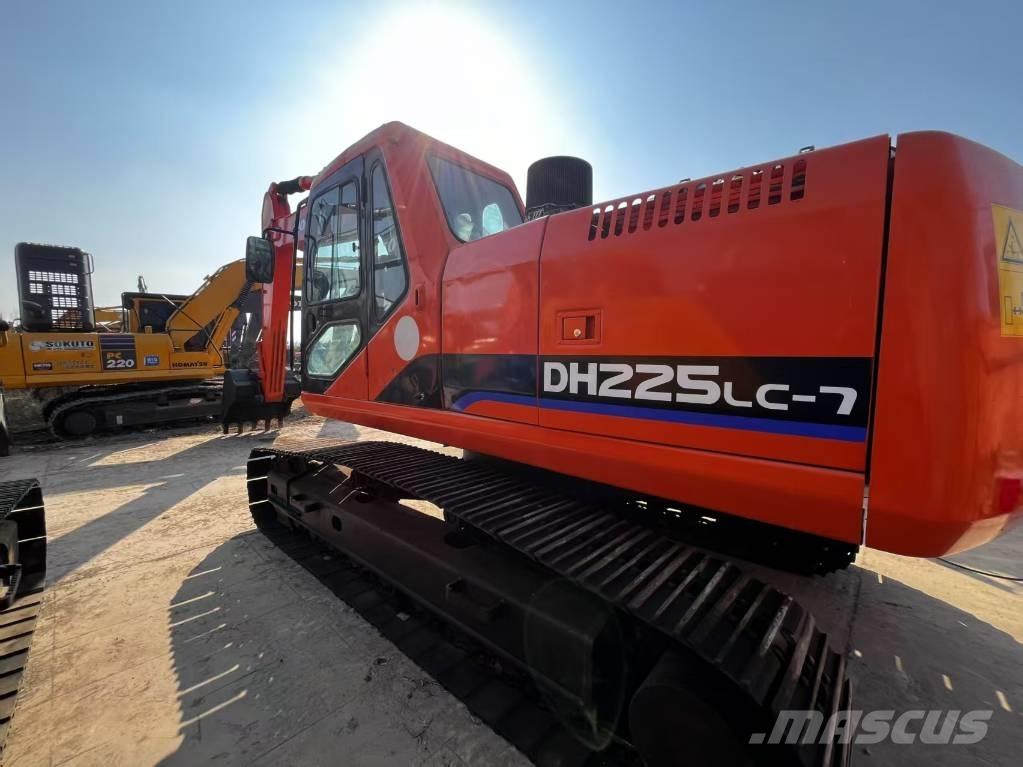 Doosan DH 225 LC-7 Crawler excavators