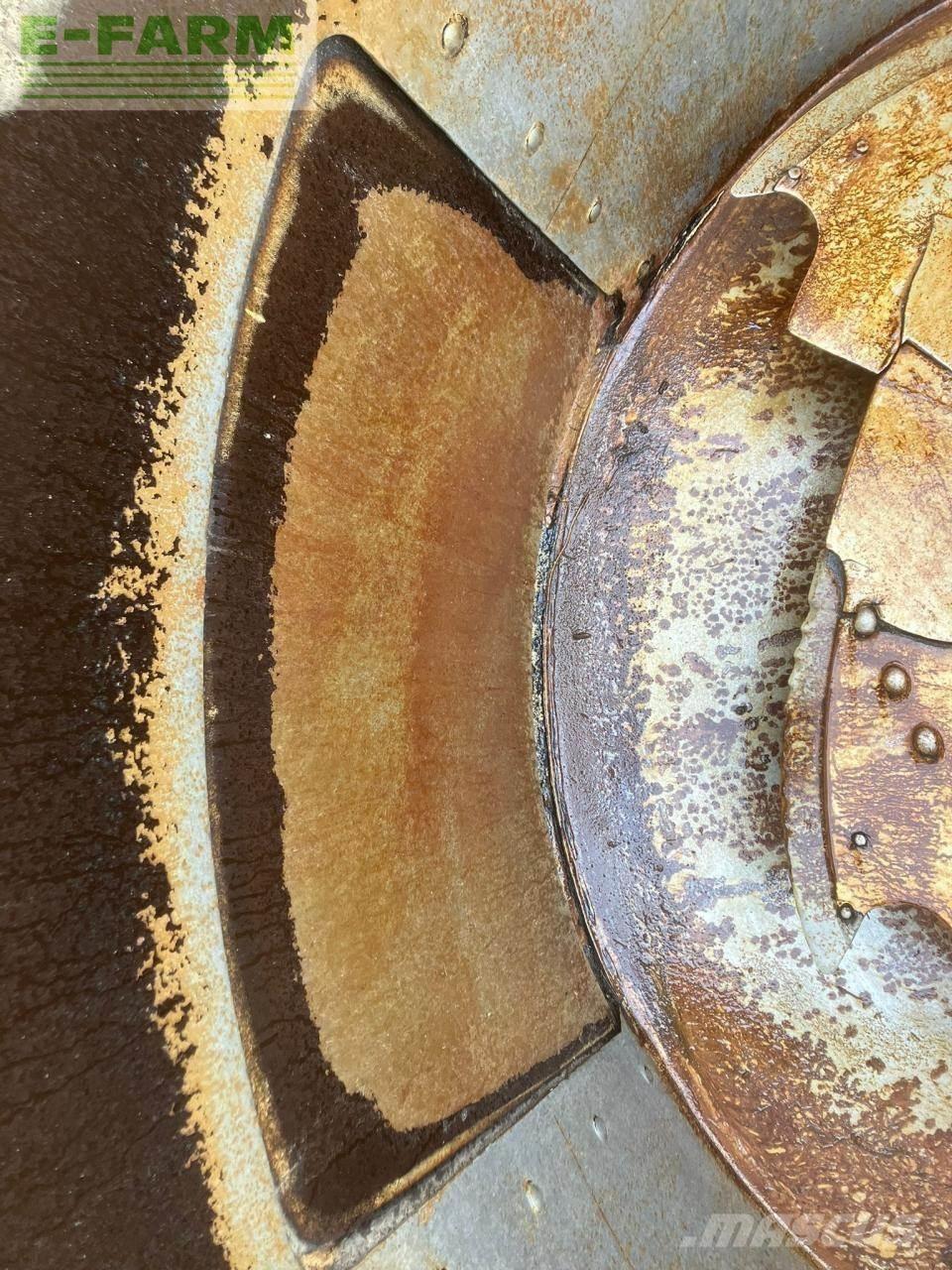 Farmall TMRV 1100 Other livestock machinery and accessories