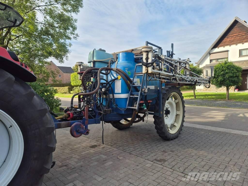 Sieger SM 2700/24 Trailed sprayers