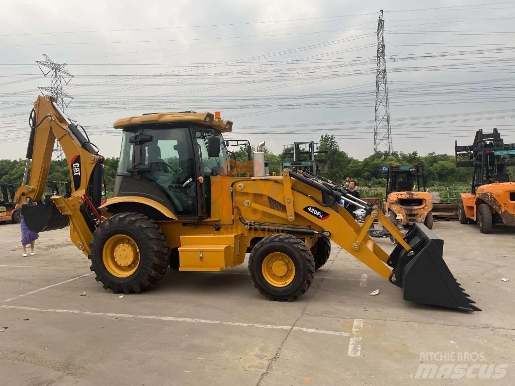 CAT 420 F Backhoe