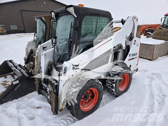 Bobcat S570 Skid steer loaders