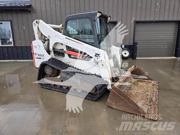 Bobcat T750 Skid steer loaders
