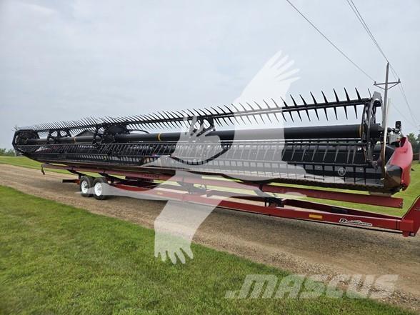 MAC DON FD75 Combine harvester heads