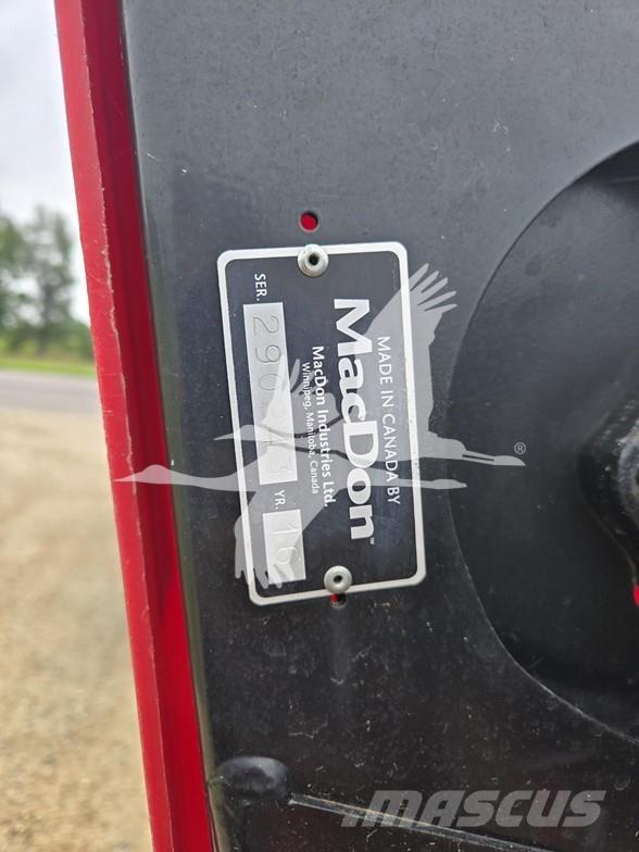 MAC DON FD75 Combine harvester heads