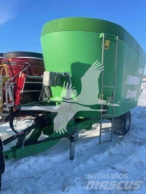 Tatoma VD215 Feed mixer