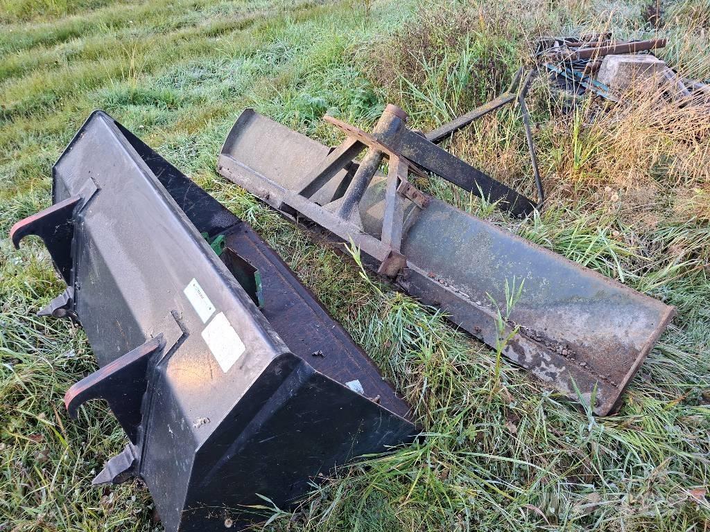 John Deere 1950 Tractors