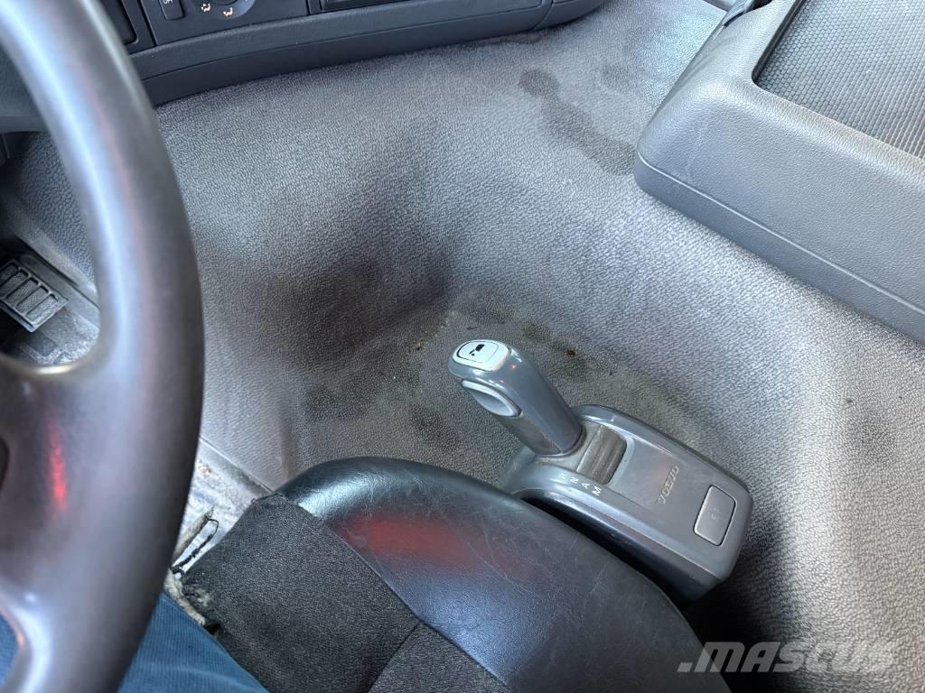 Volvo FM460 8x4 Demountable trucks