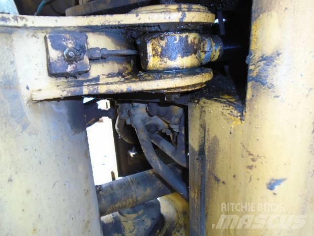 CAT 930 Wheel loaders