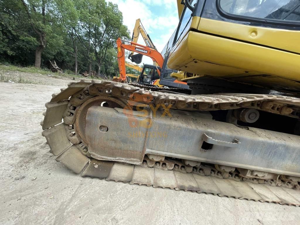 Komatsu PC 220 Crawler excavators