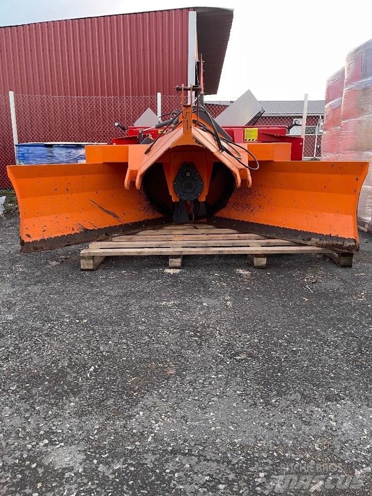  BKMachine Sb 270 Snow throwers